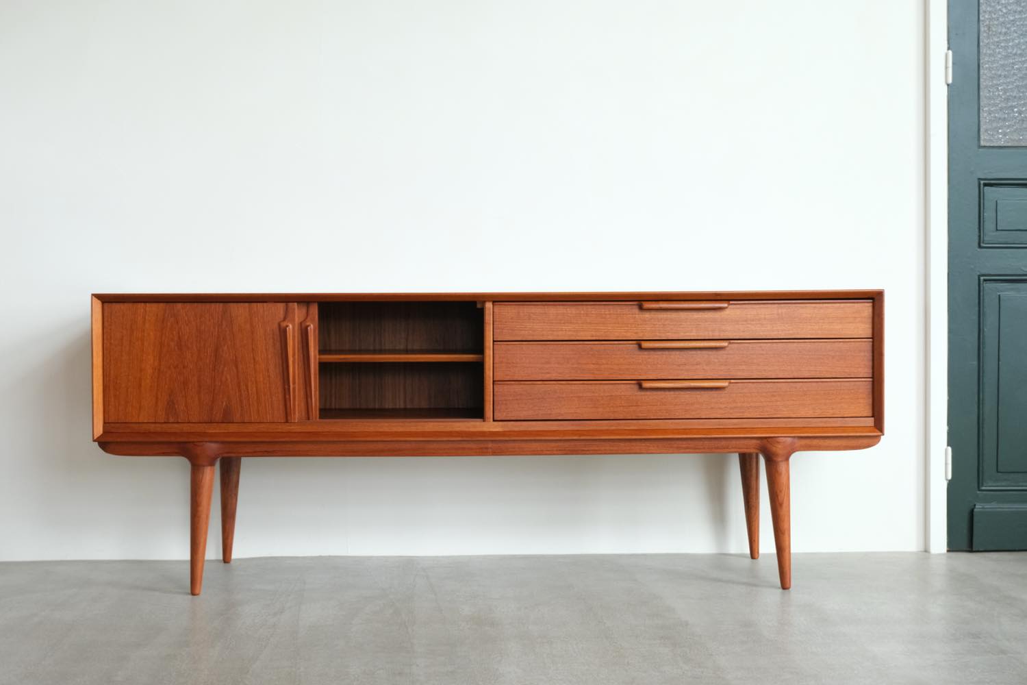 ビンテージ北欧家具/デンマーク製/Omann Jun Møbelfabrik/サイドボード