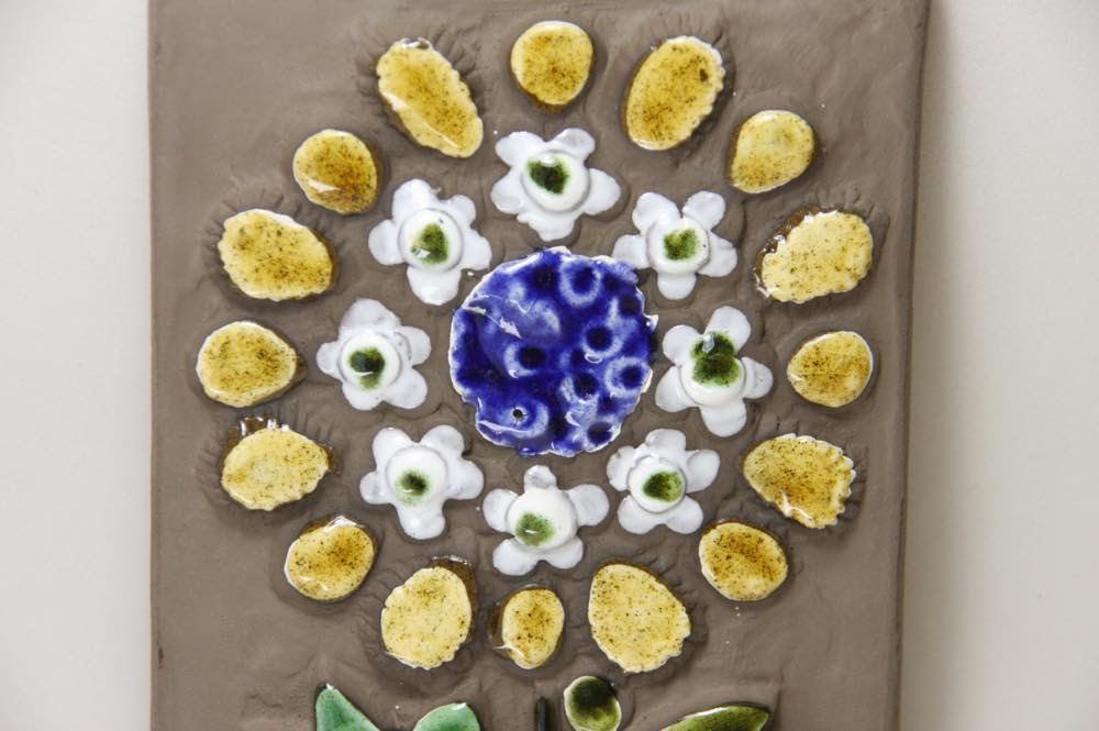 Jie gantofta ジィ ガントフタ イエロー花 陶板