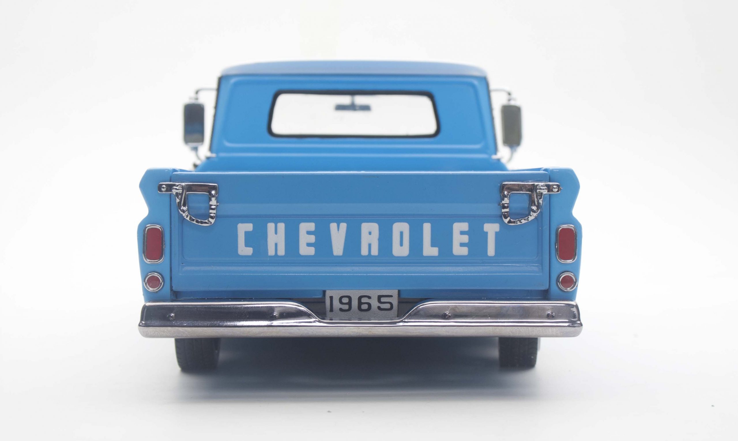 1965 Chevrolet C-10 Styleside Pickup Lowrider-Blue – sunstarmodelcars