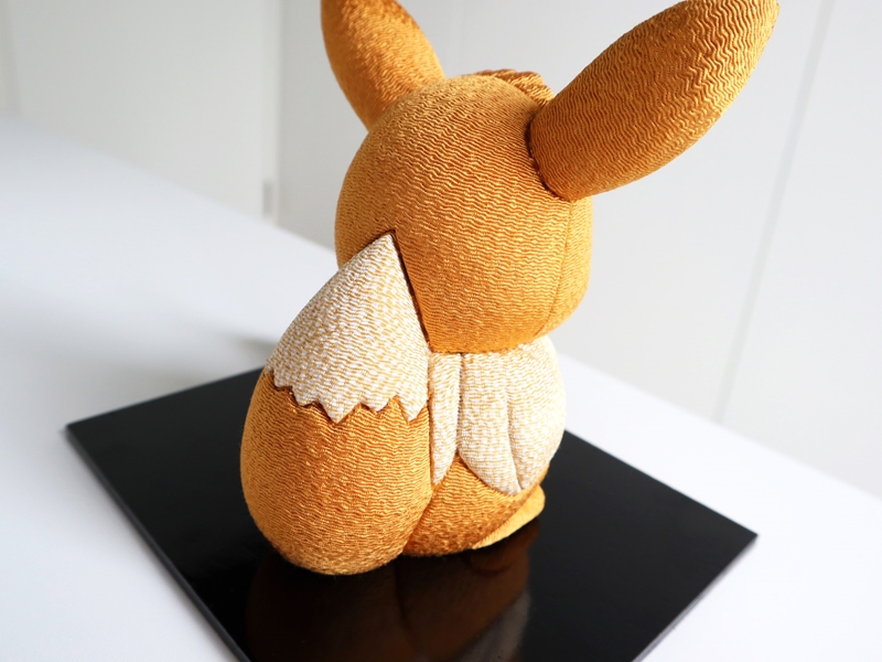 和風のイーブイはいかが？ 280年の歴史と職人技が光る「江戸木目込人形