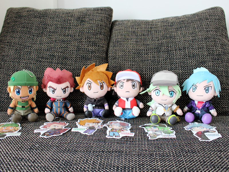 ポケマス』配信開始！ ポケモントレーナーたちのグッズにiPhoneケース