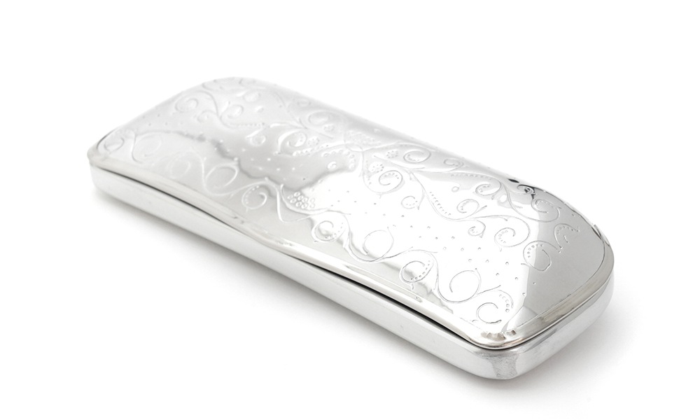 Reinhold Kuhn ラインホルト キューン アルミ製メガネケース Sサイズ