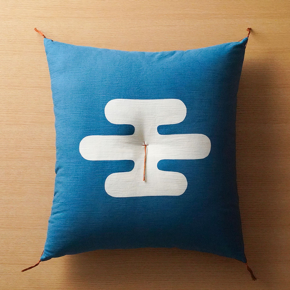 茶席判】型染め本縫い座布団「霞」|【本品堂】公式オンラインストア