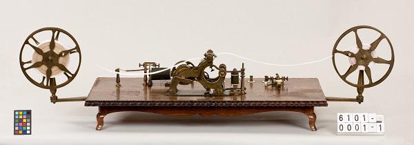 明治改元150年記念 企画展「THE STEAMPUNK―螺子巻奇譚―」｜企画展