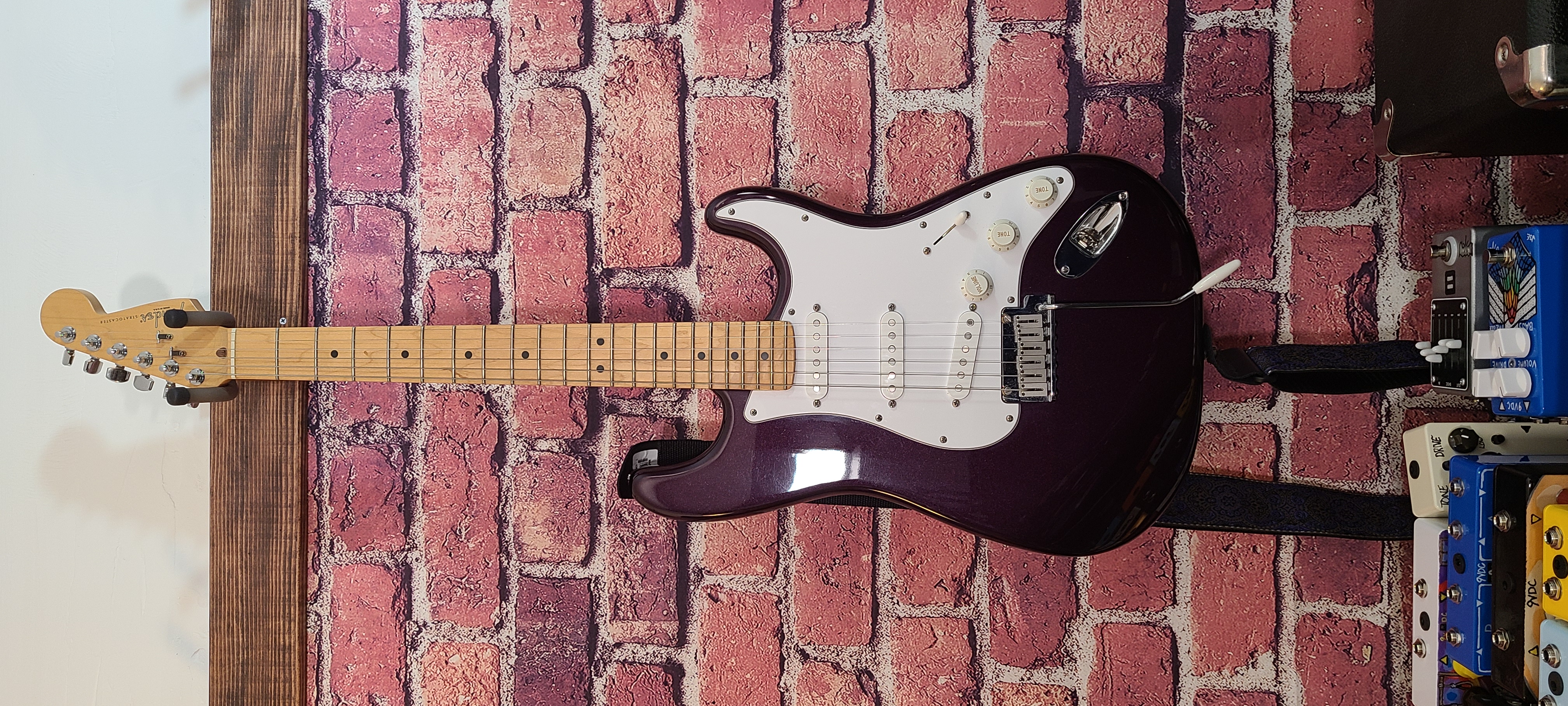 1997 Fender Stratocaster American Standard - Pachyderm Pedals