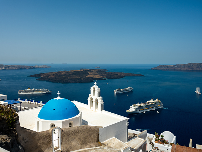 サントリーニ島 – | 世界一周旅行ならピースボートクルーズ