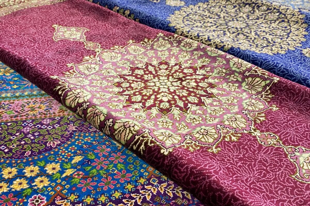 本格手織りペルシャ絨毯専門店 ペルシャンギャラリー青山【直営店】