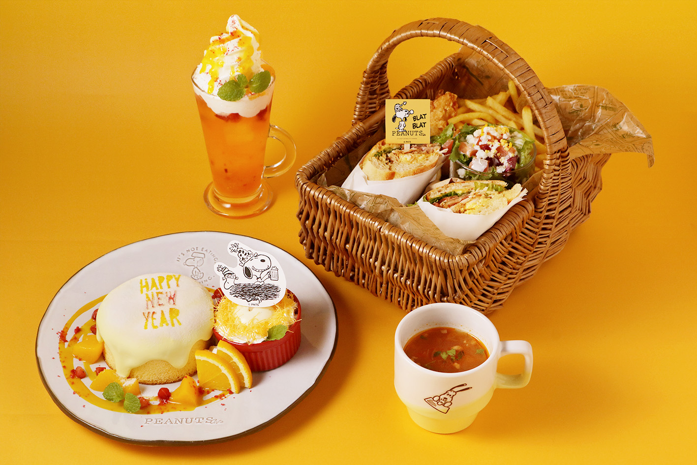 PEANUTS Cafe スヌーピーミュージアム(南町田)」にて、スヌーピー