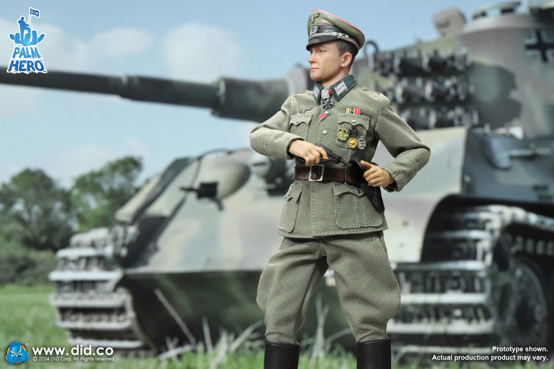 DID 1:12 Otto Carius WWII German Panzer Commander XD80027