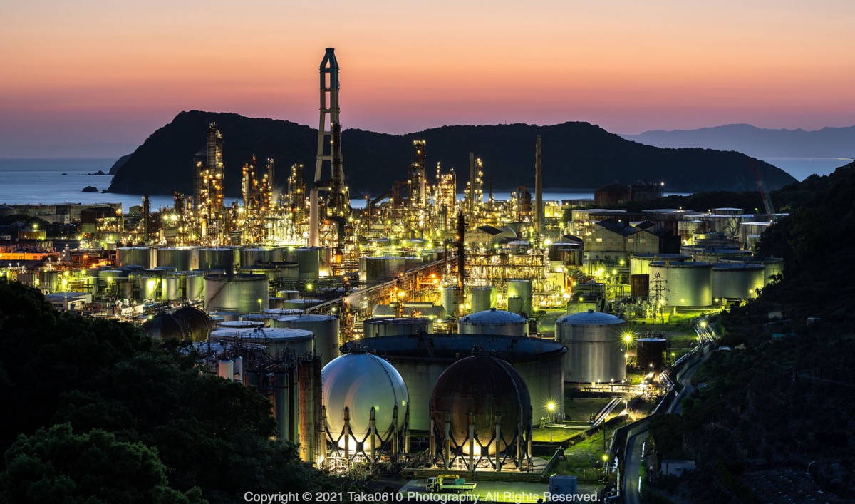 関西の工場夜景！和歌山県のJXTGエネルギー和歌山製油所を撮る | 写真