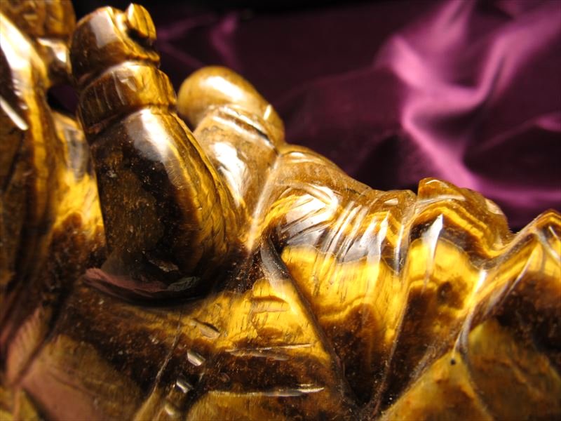 ◇極上一級彫り！☆人気！夢を叶える象☆財運・仕事運の虎目石☆極上