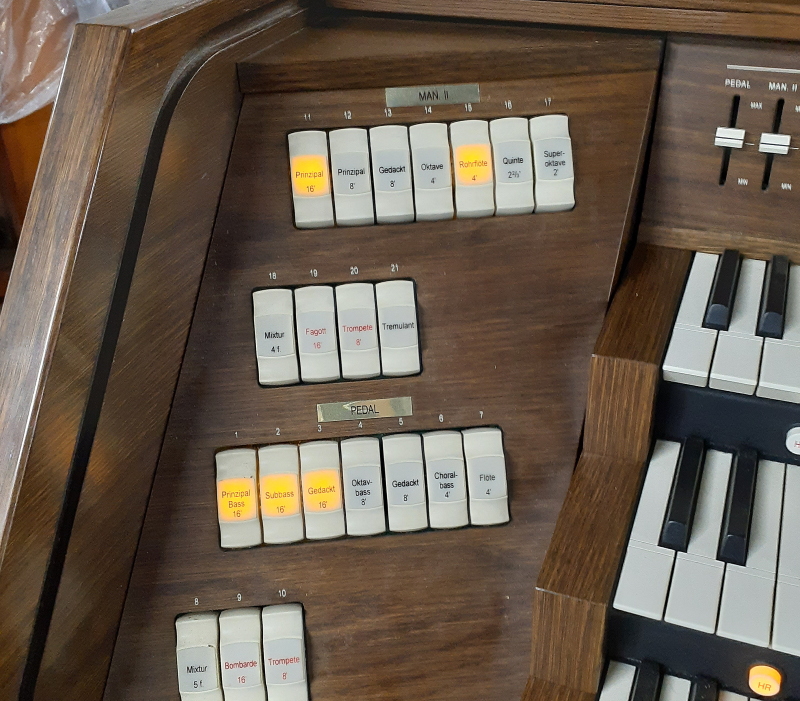 株式会社ピアノプラザ | VISCOUNT Concerto III