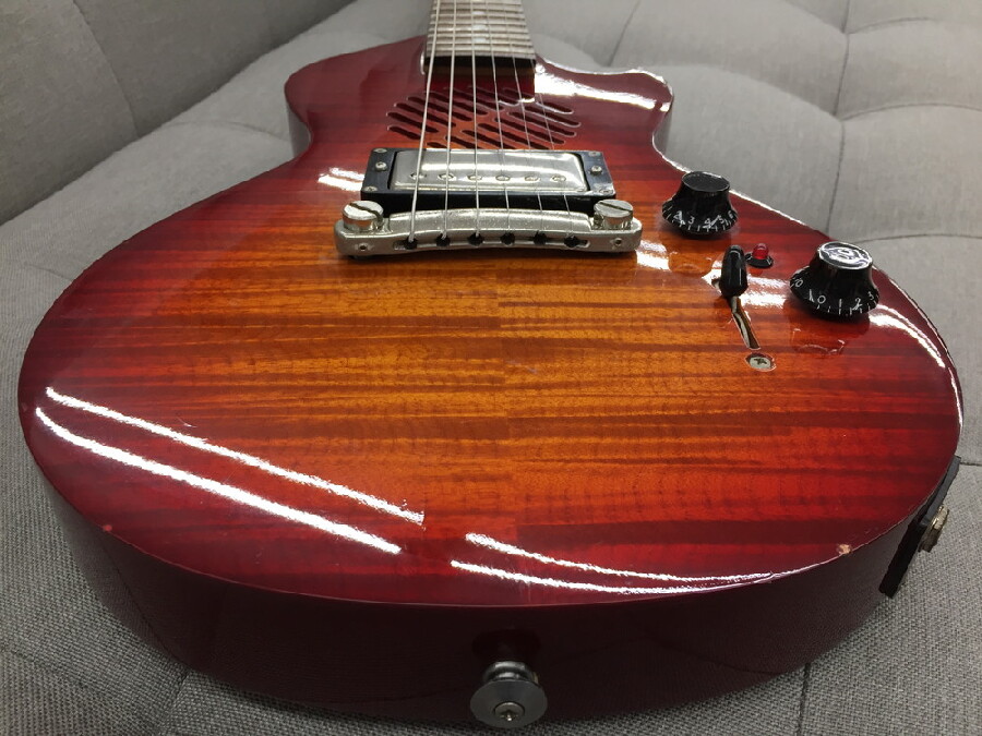 アンプ内蔵ミニギター「マリンライダー MR-X GF」 入荷しました