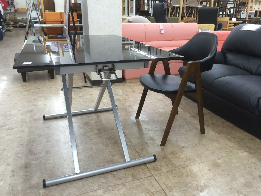 昇降ガラステーブル ニトリ NITORI - DINING TABLE ACTIVE 入荷しま