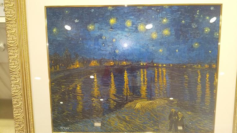 蛍の光！守山市の蛍発生時となりましたよ！ゴッホの「星月夜