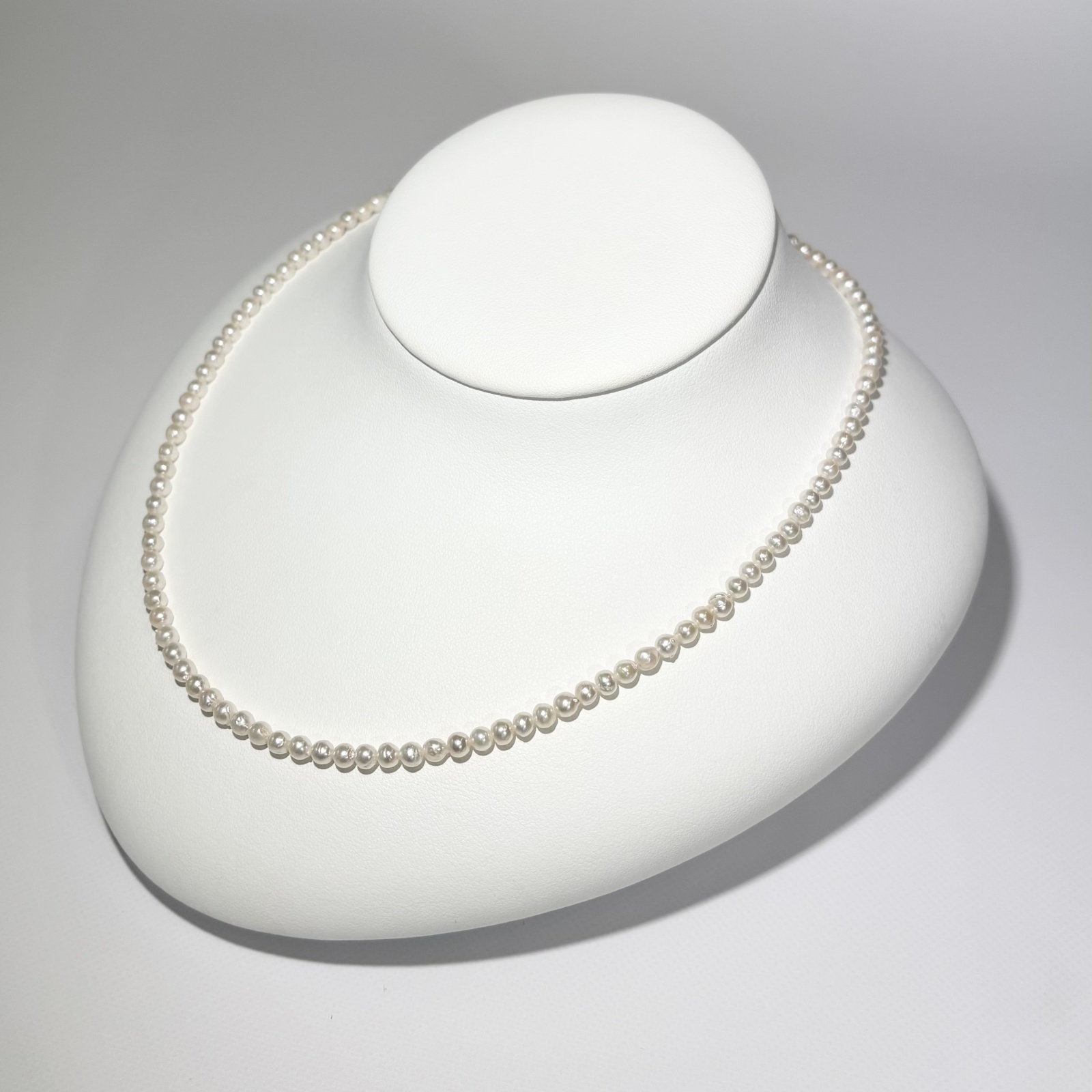 アコヤ真珠 ベビーパールネックレス 3.5-4mm ホワイト セミラウンド 約