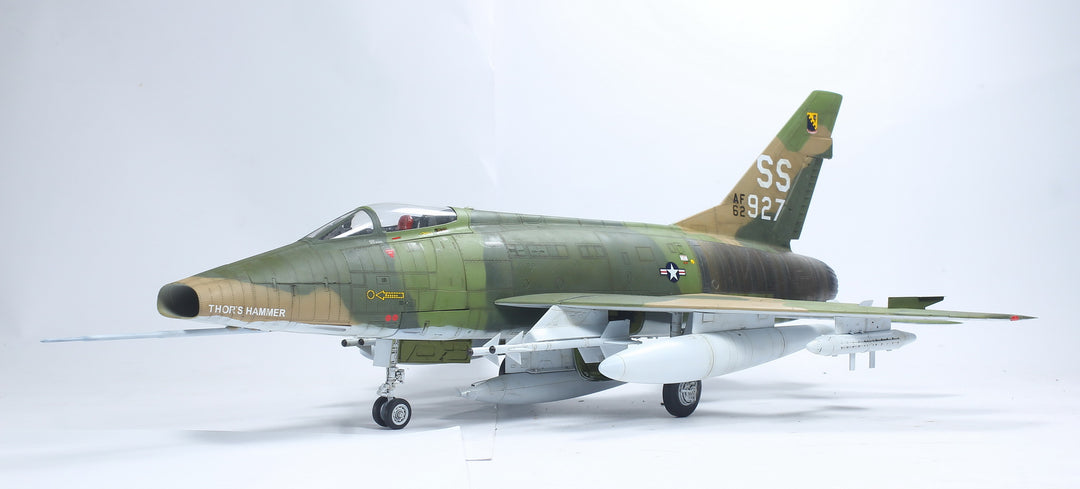 USAF F-100D Super Sabre Vietnam War - 1/32 scale ratio- Original