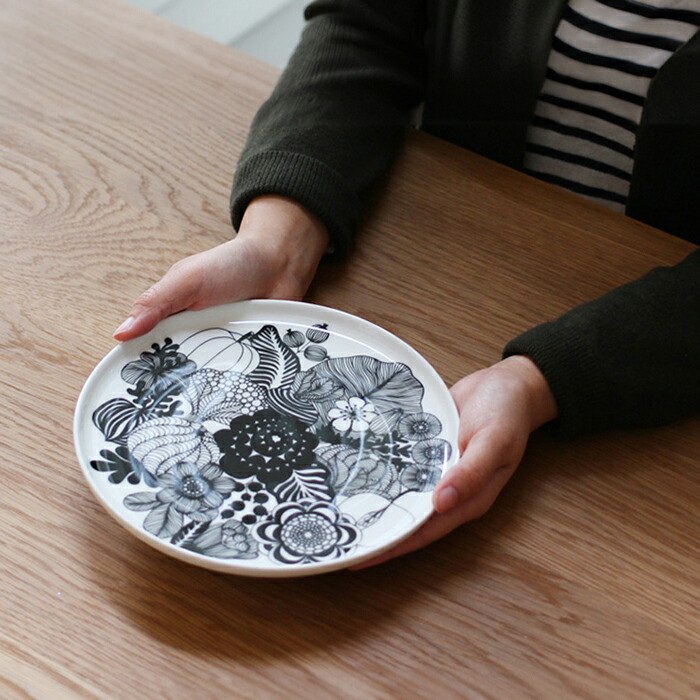 フィンランド独立100周年】マリメッコ プレート 20cm シイルトラプー