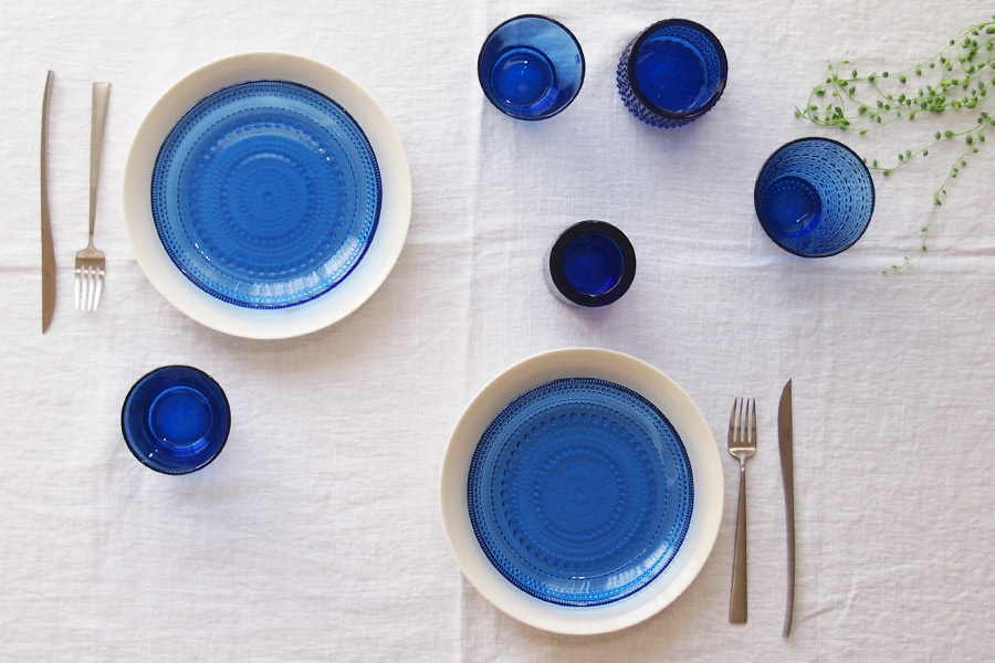 5月2日はウルトラマリンブルーの日 – プロキッチン ブログ