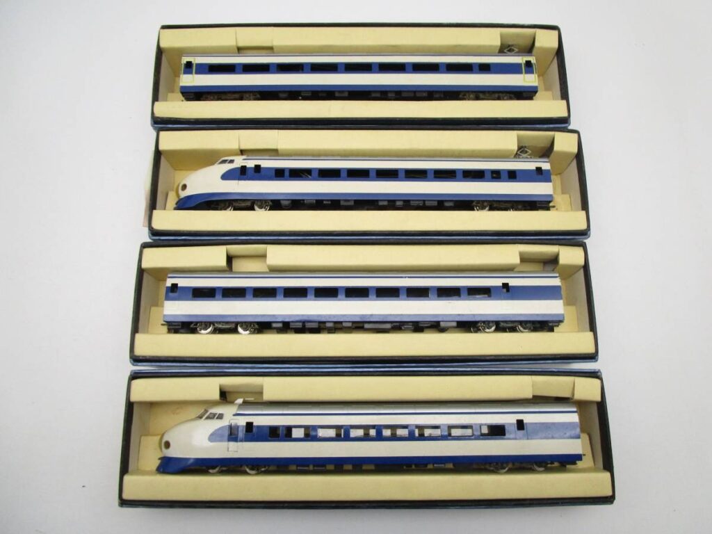 神奈川県横浜市より、KTM(カツミ)東海道新幹線などの鉄道模型をお売り