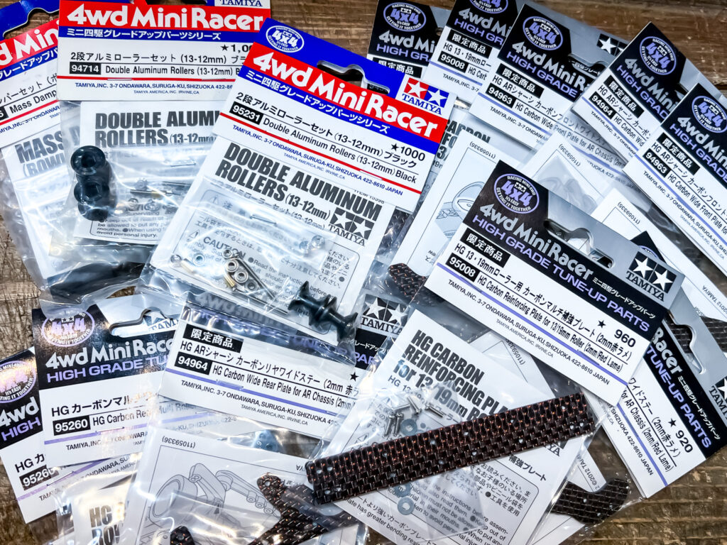 京都府城陽市より、特別仕様のミニ四駆やグレードアップパーツを多数