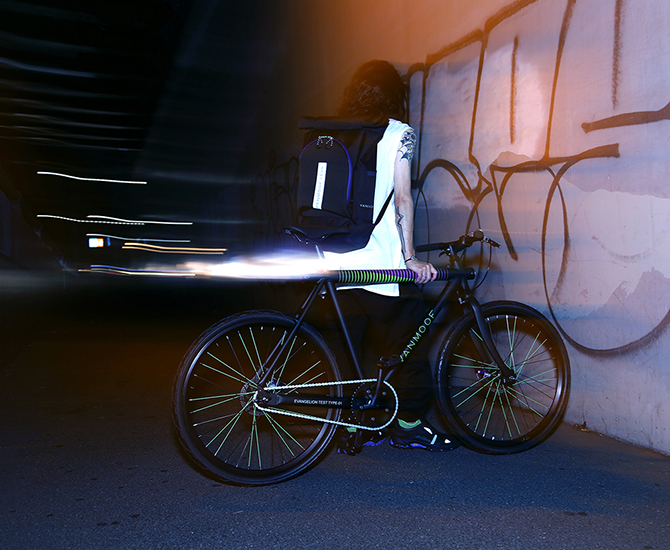 VANMOOF（バンムーフ） 【世界100台限定】 VANMOOF EVANGELION EVA-01