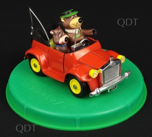 Mebetoys Models A-35 Yogi Bear & Boo-Boo Car - QDT
