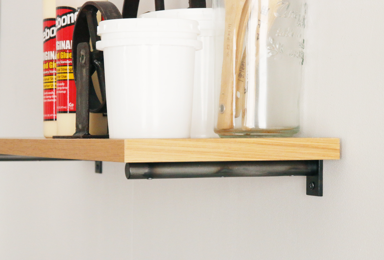 棒棚受け 黒ムラ 丸 180 | PS-BK005-02-G141 | 棚受け | 棚パーツ