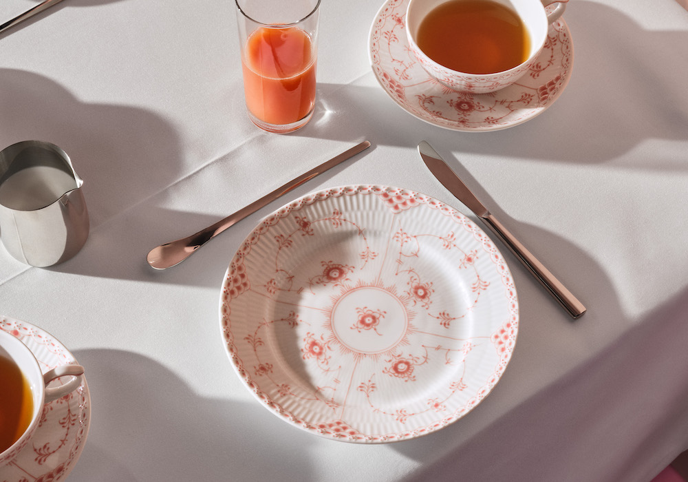 CORAL FLUTED HALF LACE|ロイヤル コペンハーゲン 公式オンラインストア