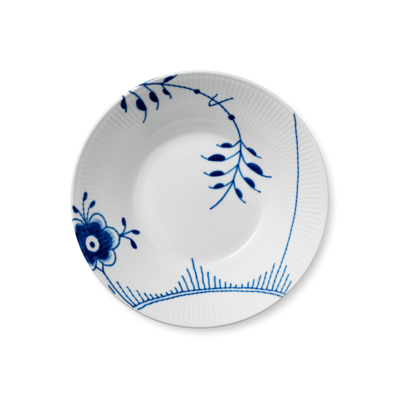 ブルーフルーテッド メガ ディーププレート 24cm|ロイヤル