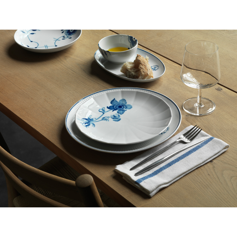 ブルーライン オーバルディッシュ 23.5cm|ロイヤル コペンハーゲン