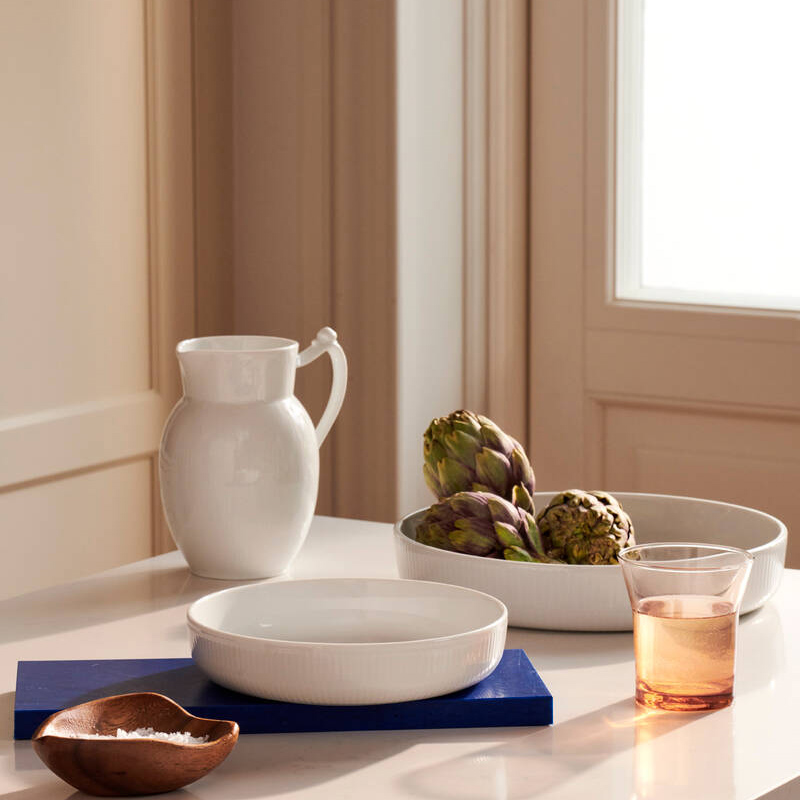 ホワイトフルーテッド オーブンウェア ラウンド|ロイヤル