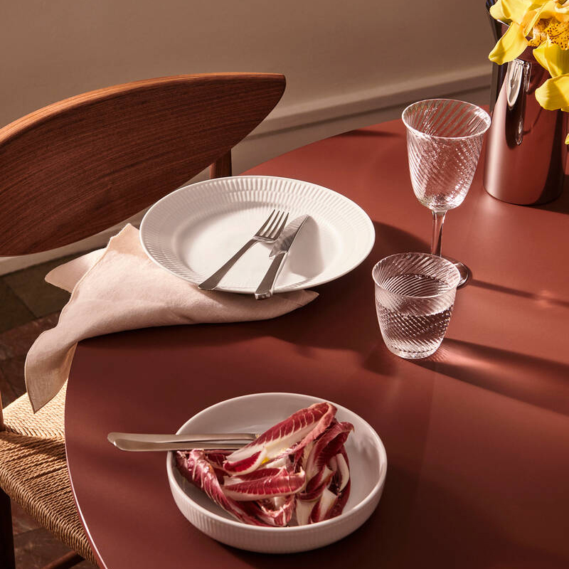 ホワイトフルーテッド オーブンウェア ラウンド|ロイヤル