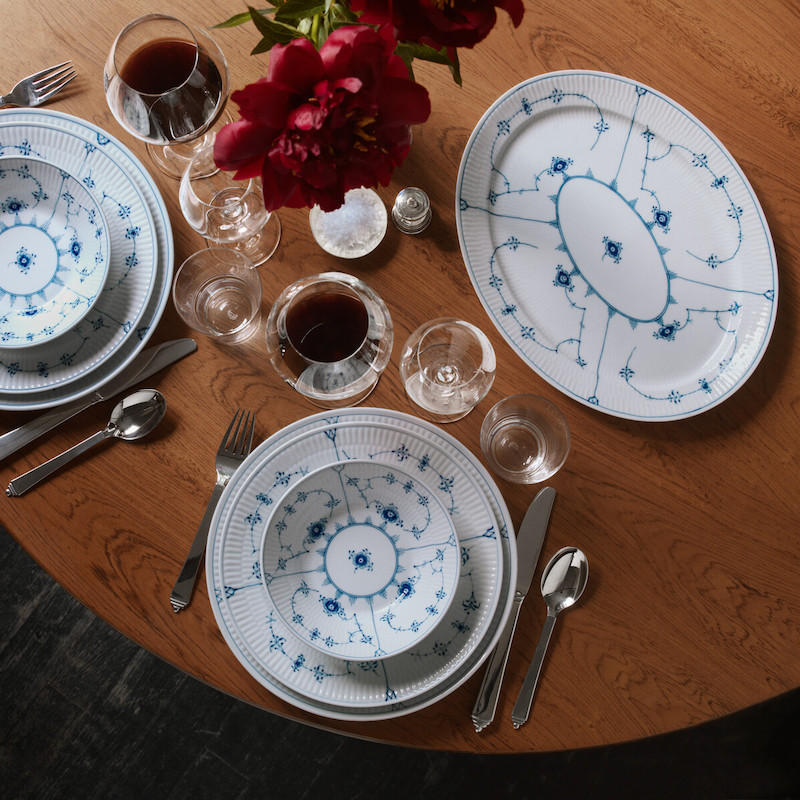 ブルーフルーテッド プレイン オーバルディッシュ 36.5cm|ロイヤル