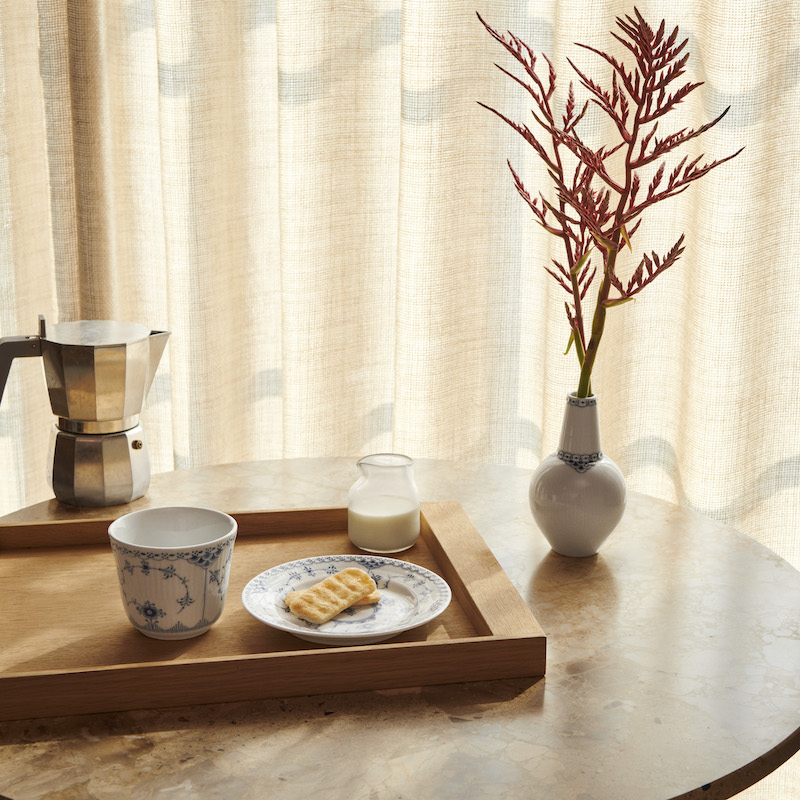 ブルーフルーテッド ハーフレース プレート 17cm|ロイヤル