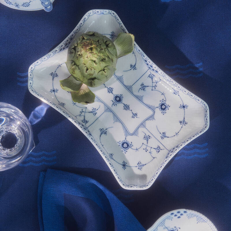 ブルーフルーテッド ハーフレース トレイ|ロイヤル コペンハーゲン