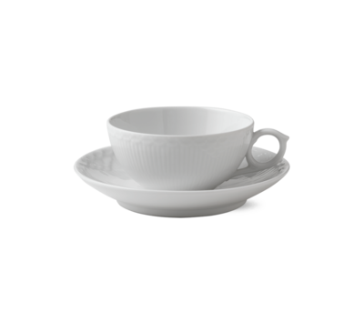 ホワイトフルーテッド ハーフレース ティーカップ&ソーサー 220ml