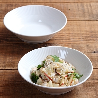 ホワイトフルーテッド ディーププレート ペア 17cm|ロイヤル