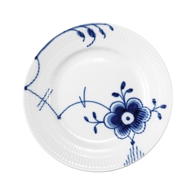 ブルーフルーテッド メガ プレート 19cm|ロイヤル コペンハーゲン 公式