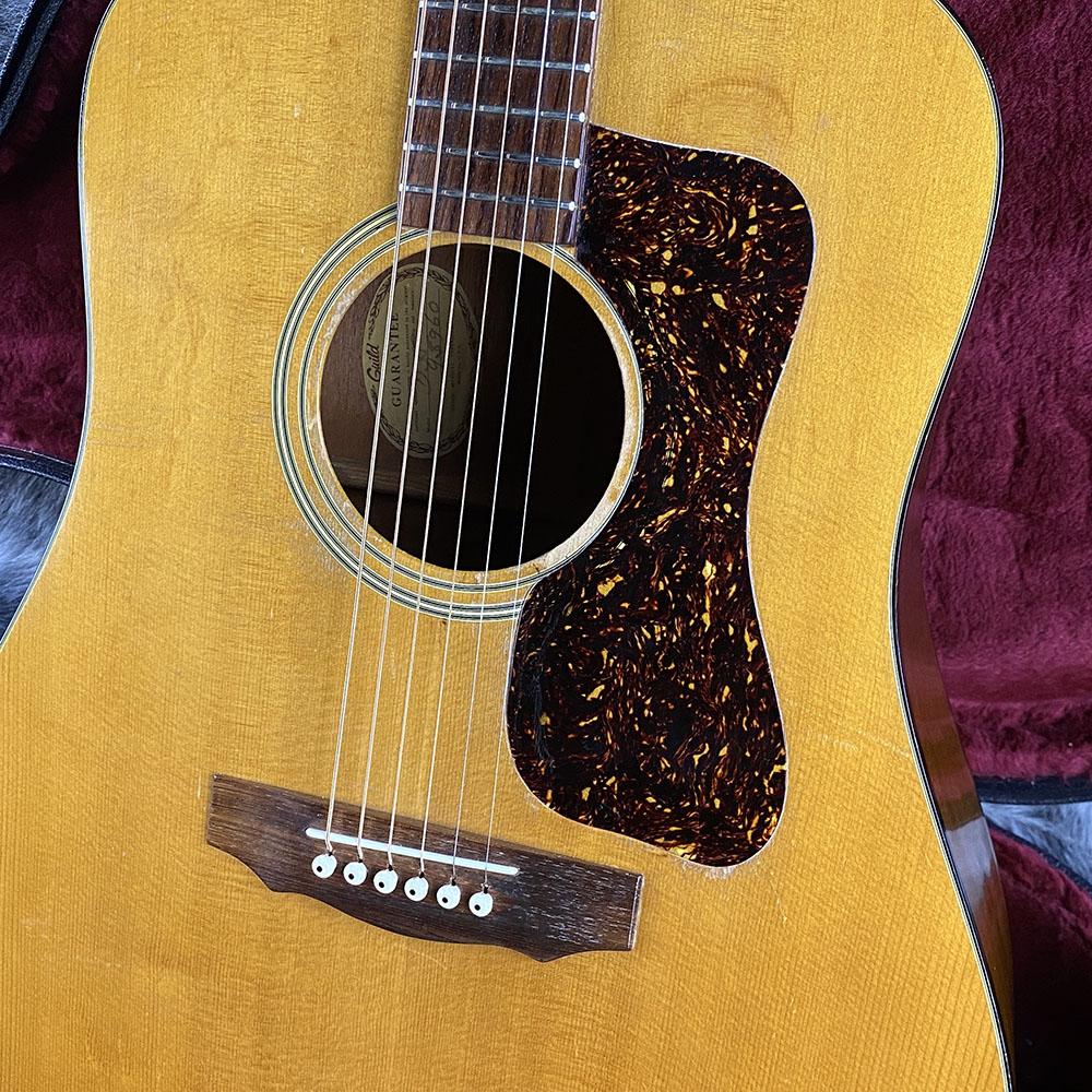 ギルド ギター カタログ ヴィンテージ １９８２年製 激レア This is the vintage GUILD electric sound: a masterpiece packed