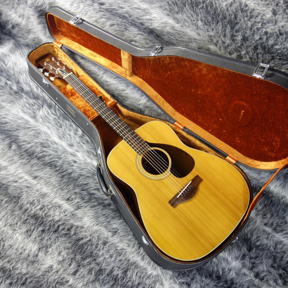 ヤマハ　FG 180 赤ラベル　アコースティックギター YAMAHA FG-180(ヤマハ 赤ラベル)の解説と無料イラスト | ギター図鑑