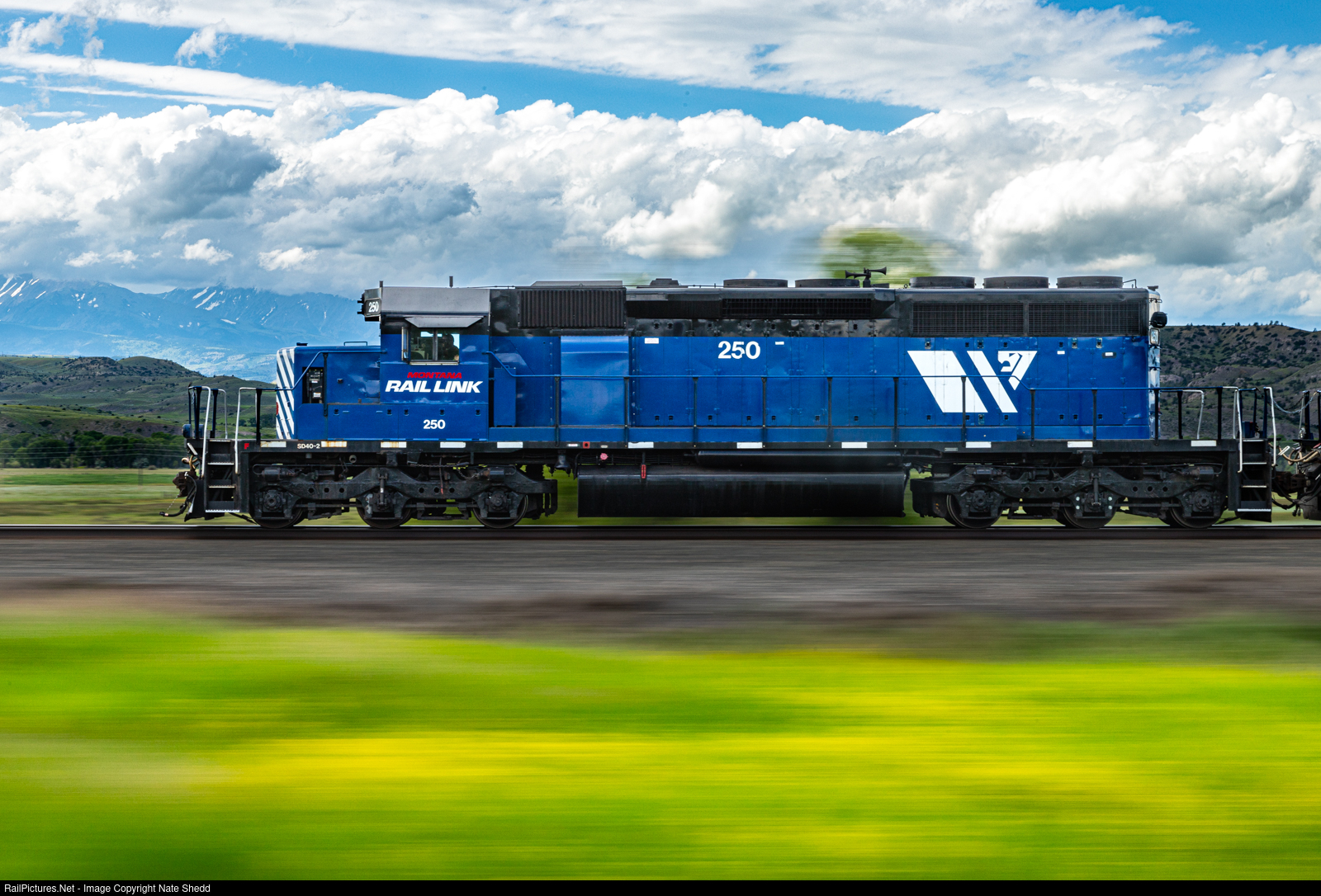 RailPictures.Net Photo: MRL 250 Montana Rail Link EMD SD40-2 at