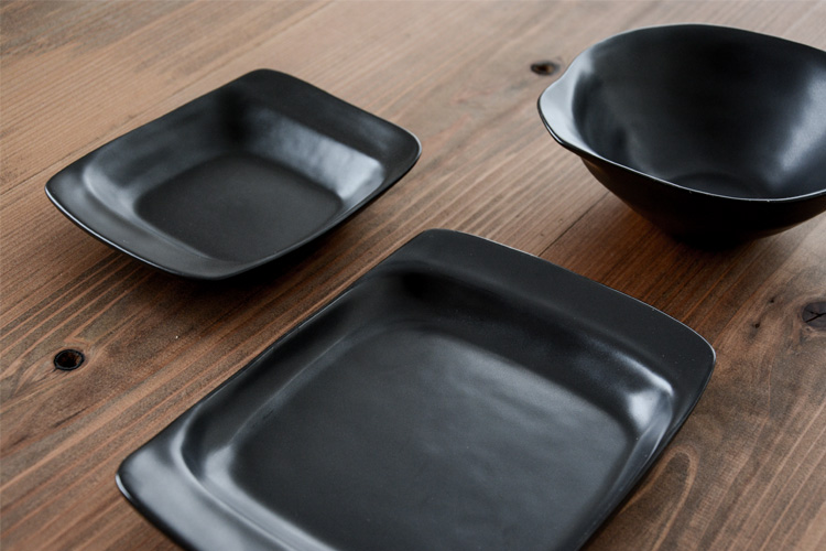 【未使用】井山三希子×倉敷意匠 YASUMI 手付きプレート 手付きボウル 井山三希子 YASUMI 手付きボウル 白｜和食器の通販 monsen