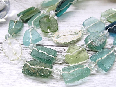 ローマングラスの意味や相性 激安天然石通販コムローズ