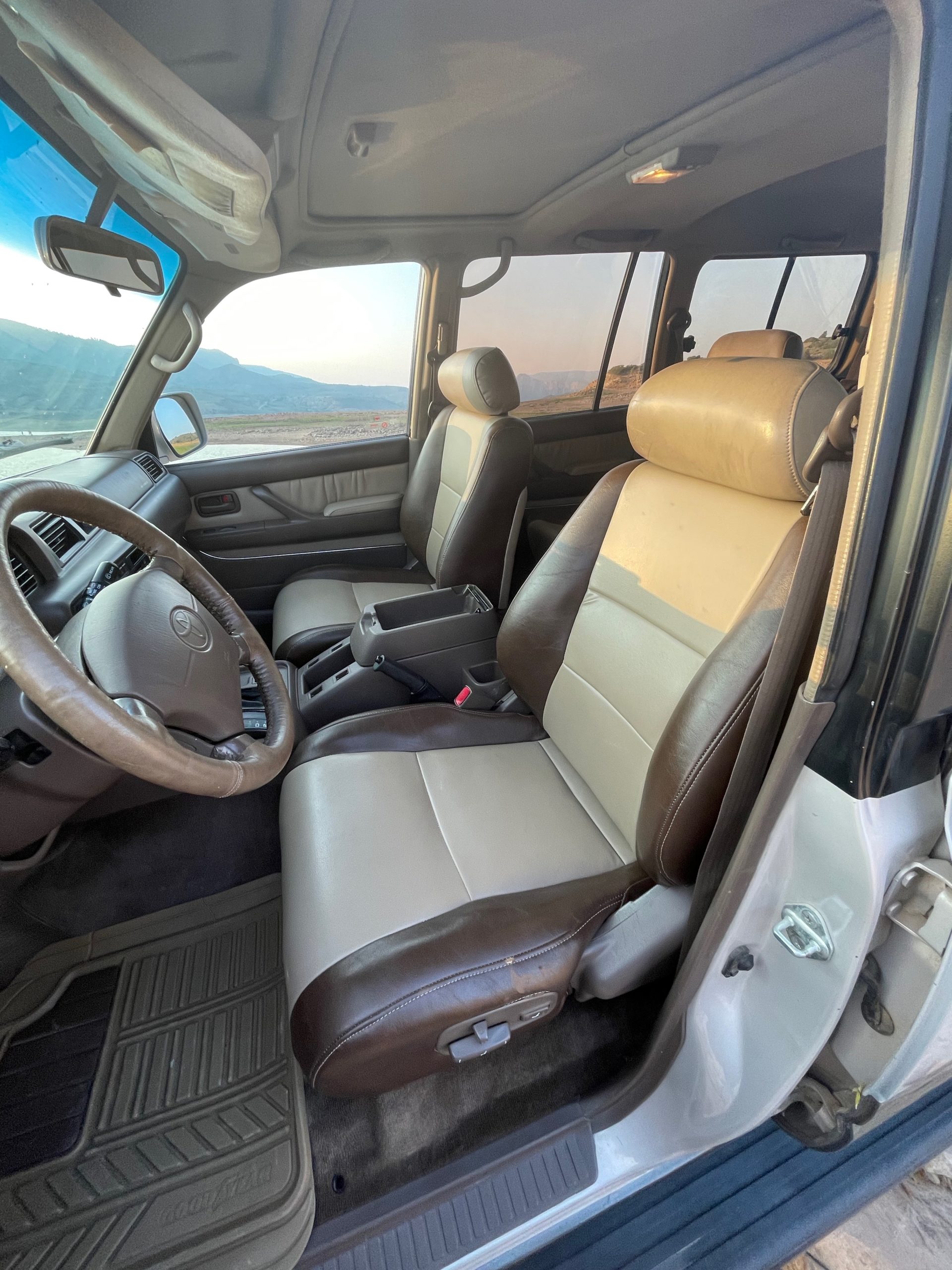 Factory Locked 1997 FZJ80 - Proffitt's Resurrection Land Cruisers