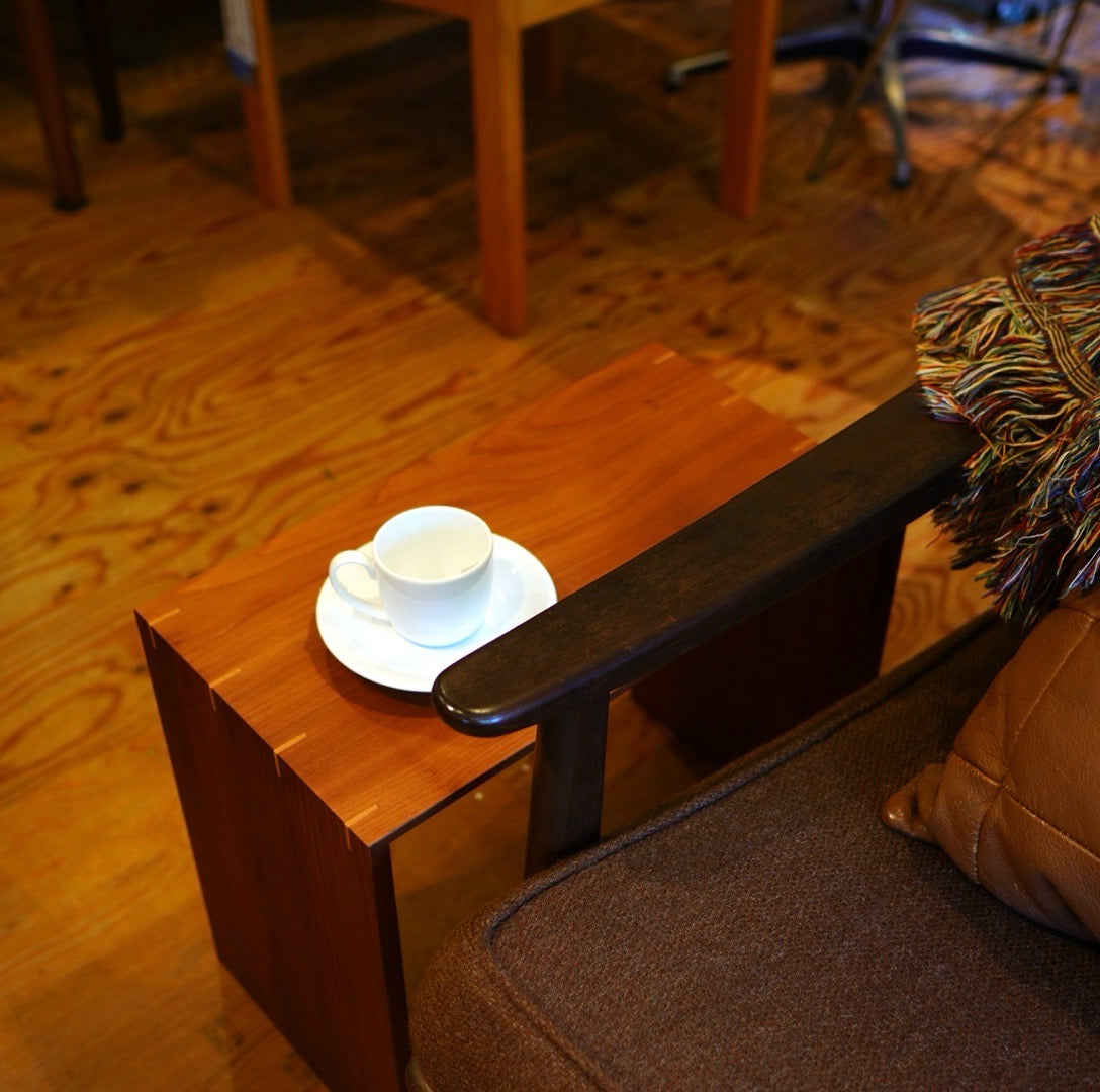 コの字 サイドテーブル コーヒーテーブル M かんざし 総無垢材