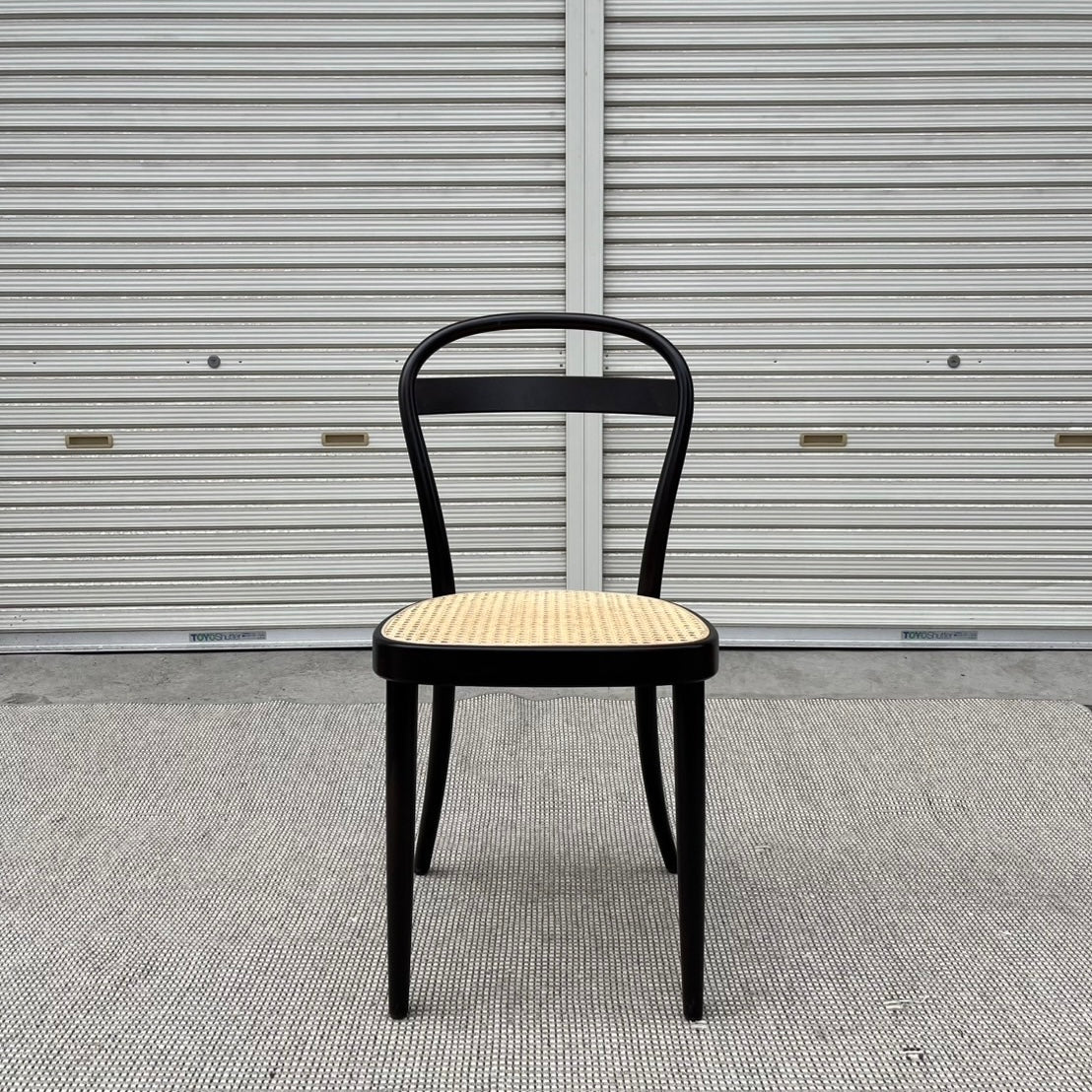 無印良品 トーネット / THONET 曲木椅子 籐編座 ブナ材 丸み シンプル