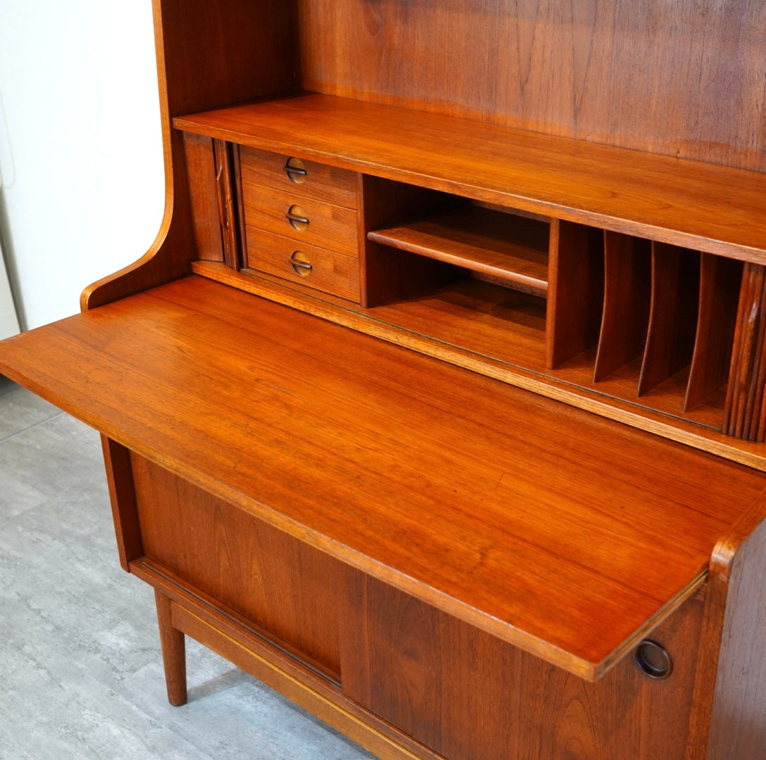 Bornholms Møbelfabrik チーク製ヴィンテージブックシェルフ ヨハネス