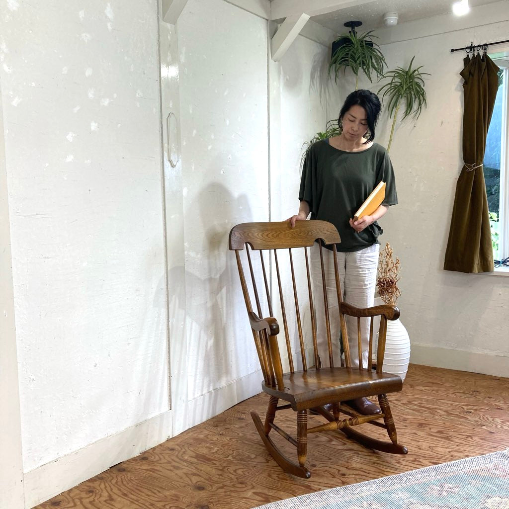 飛騨産業 / HIDA 穂高 ロッキングチェア キツツキマーク 中古 揺れ椅子