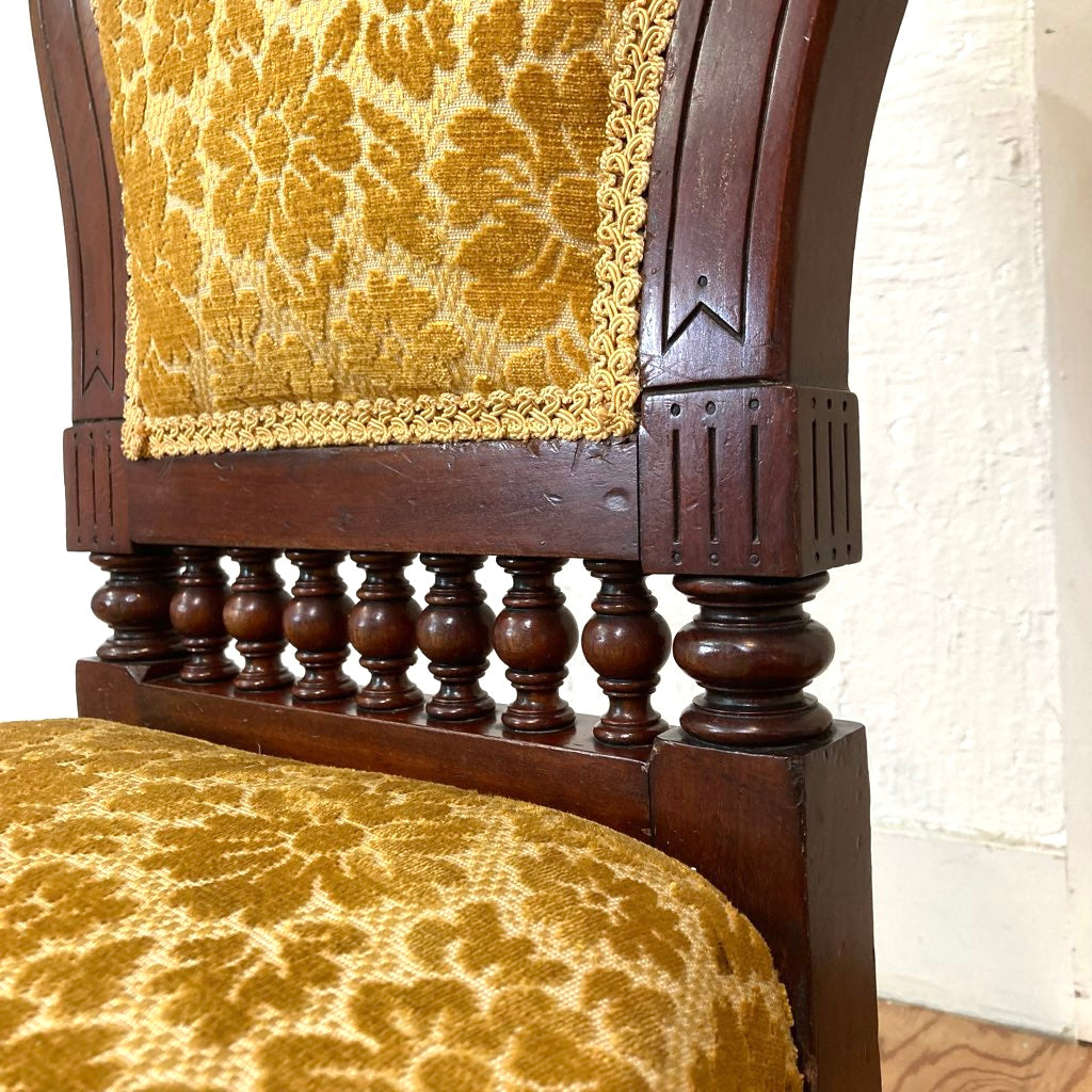 英国 アンティーク サロンチェア 花柄 イエロー 椅子 黄色 低め